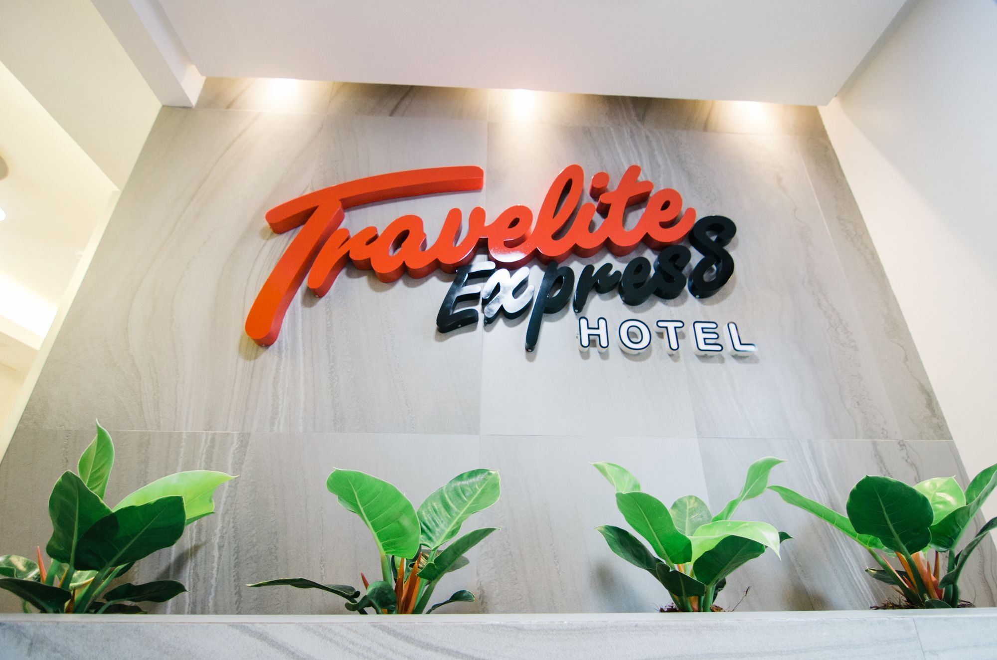 Travelite Express Hotel Baguio City Extérieur photo